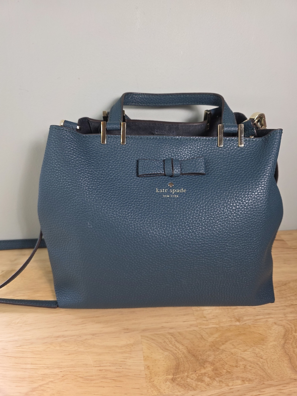 EUC Kate Spade New York "Gwyn" Emerforest Colored Pebbled Leather Satchel